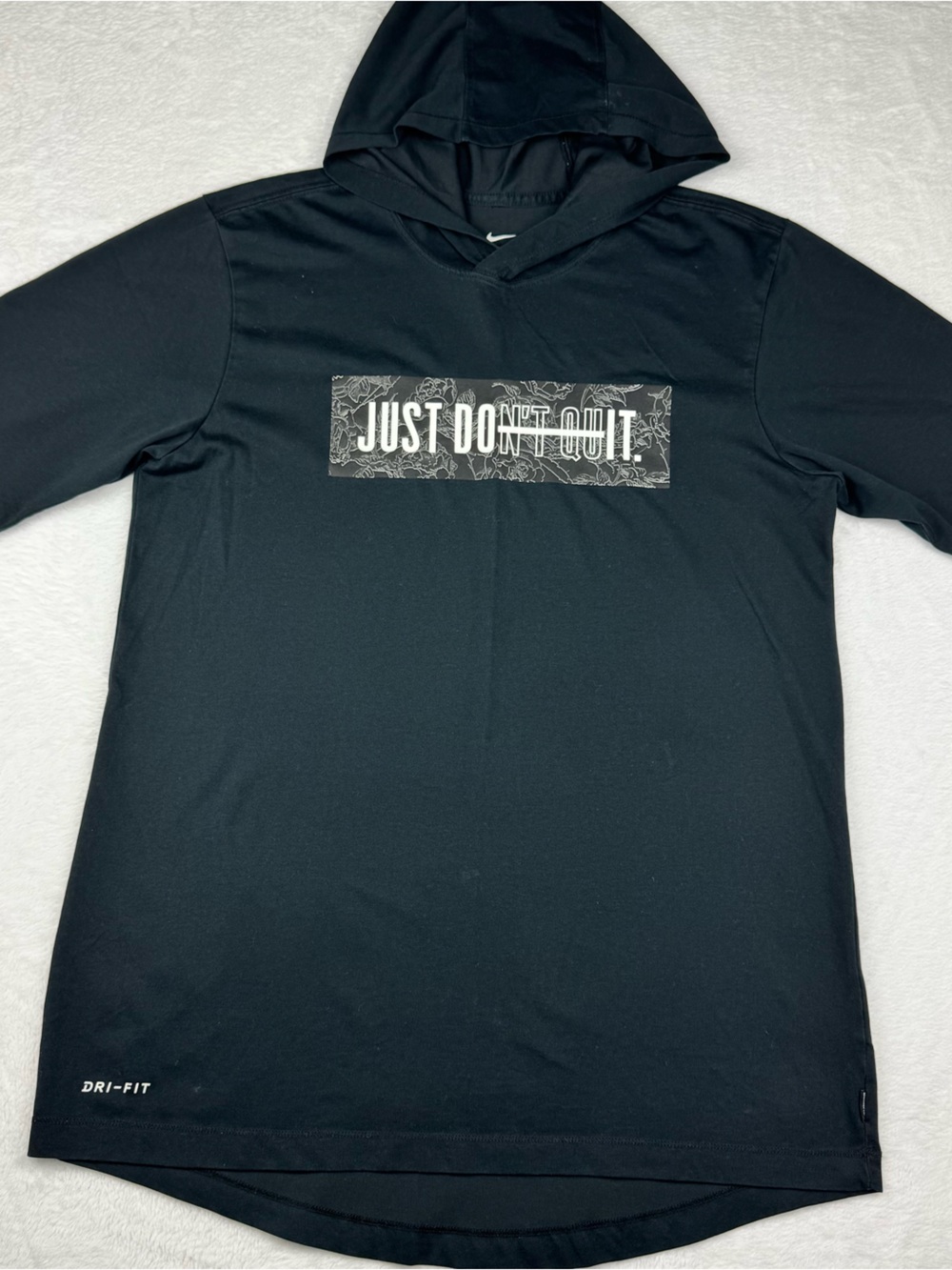 Nike Dri-fit Just Do It/ Just don’t Quit. The Nike Tee with hood. Men’s size S.